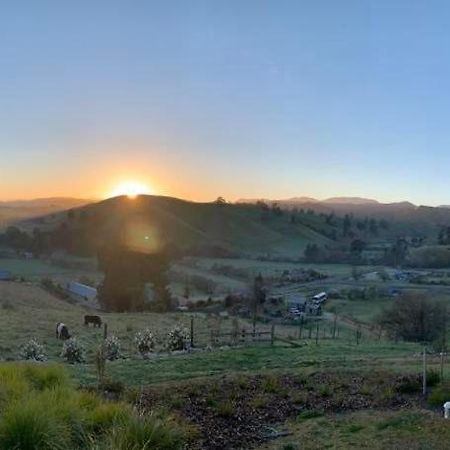 Bed and Breakfast Wake Field Views Nelson Exterior foto